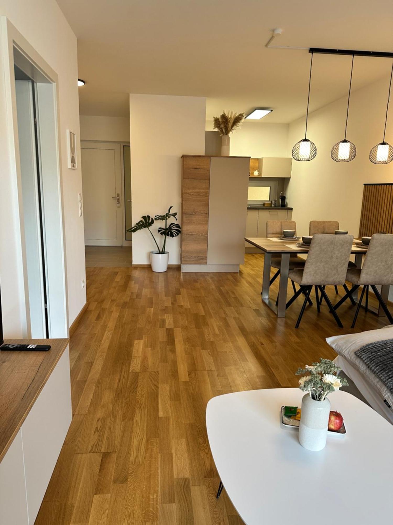 Апартаменти Harmony Living - 10 Min To Graz Lassnitzhoehe Екстер'єр фото